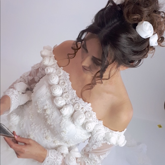 WEDDING DRESS 👗 - Picture 2 of 10